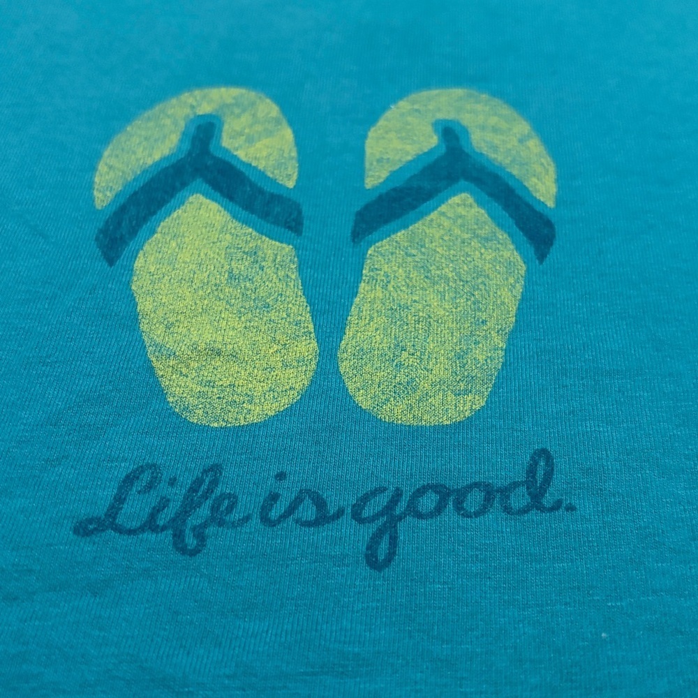 Life is Good Green Short Sleeve Tee Medium Flip Flops Graphic - Picture 2 of 4